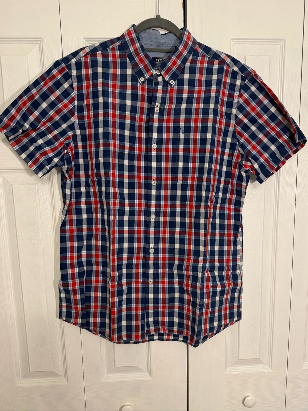 Short Sleeve Button Up Shirt - IZOD - L